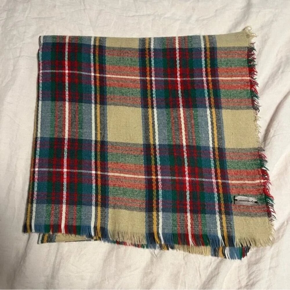 Jackson Rowe Oversized Plaid Blanket Scarf Tartan Beige Red Fall Winter Fringe